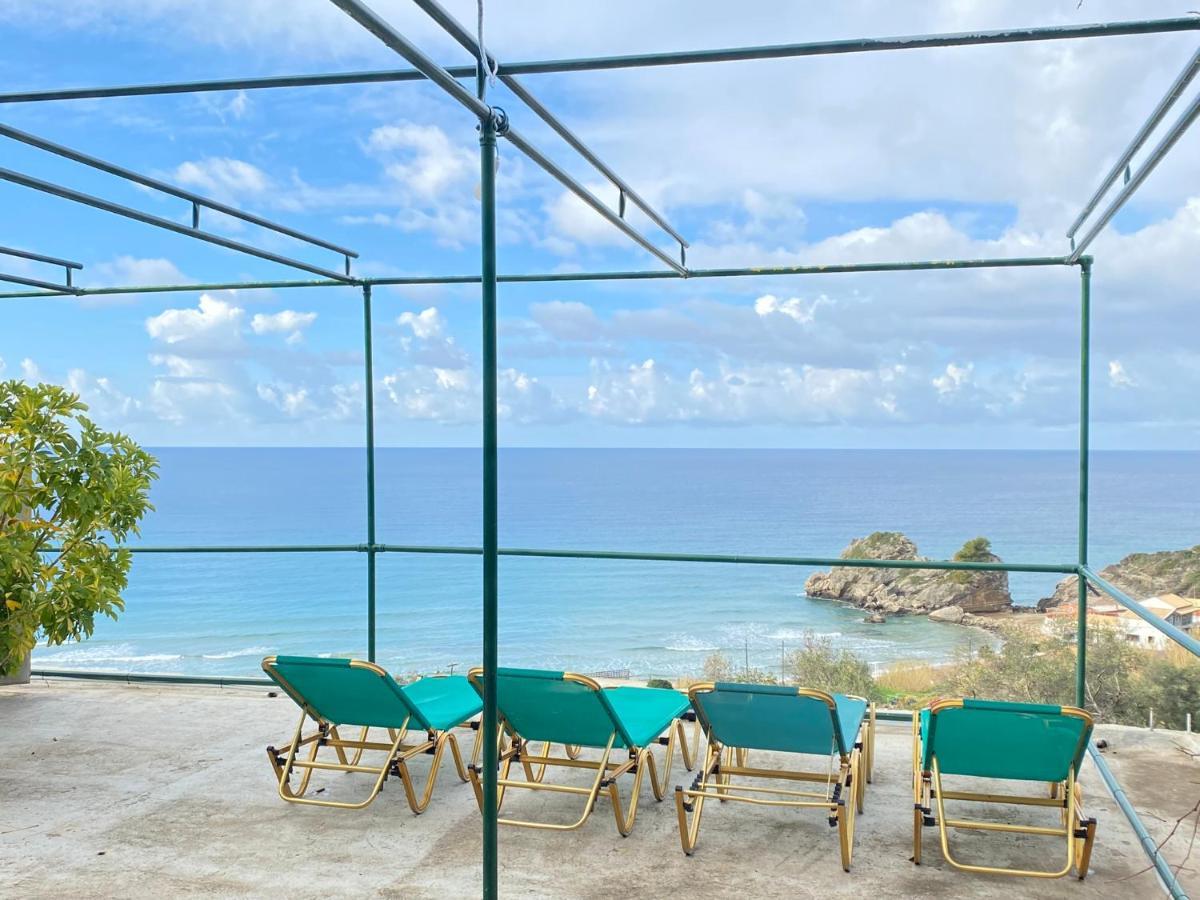Papadatos Apts With Amazing View - 5Mins From The Beach Kontogialos Exterior foto