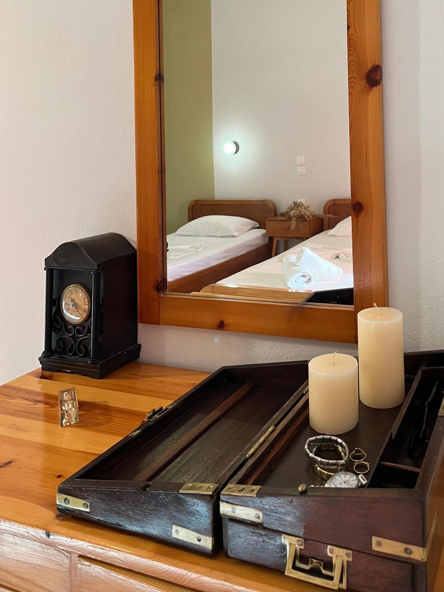 Papadatos Apts With Amazing View - 5Mins From The Beach Kontogialos Exterior foto